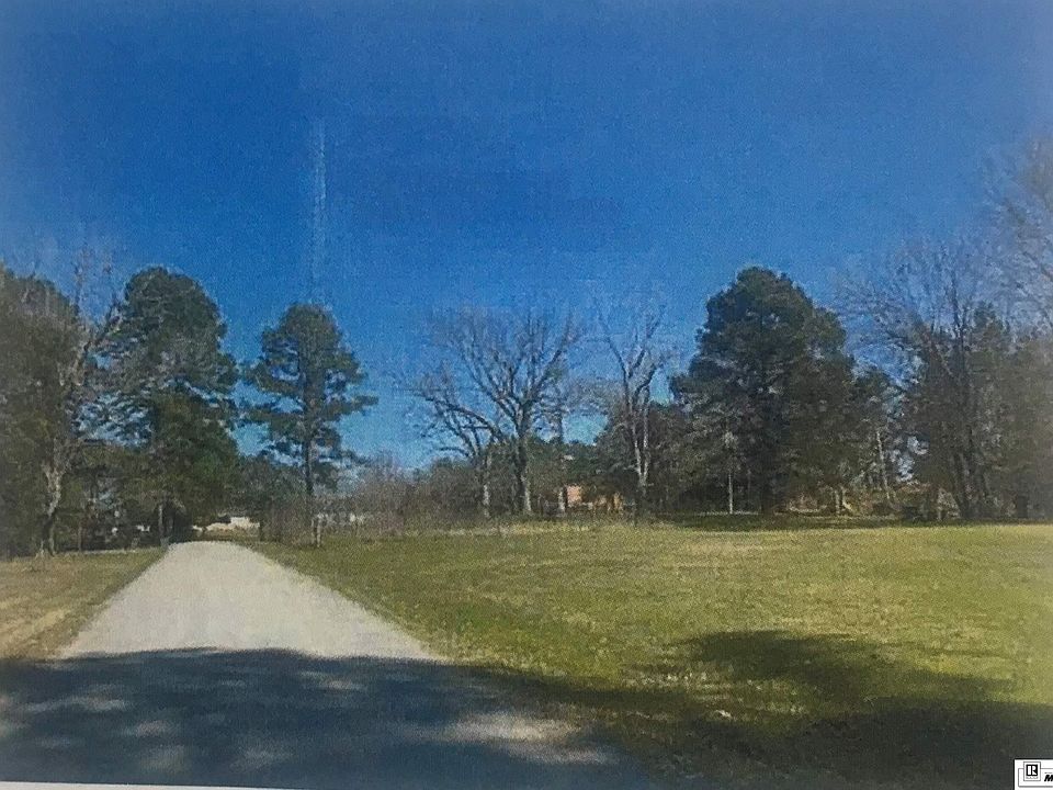 2nd image of 109 Lawrence Ln