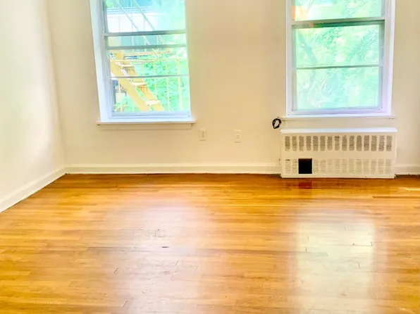 308 East 49th Street image 1 of 4