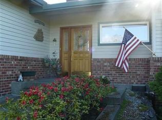 18499 Havn Ct NE, Poulsbo, WA 98370