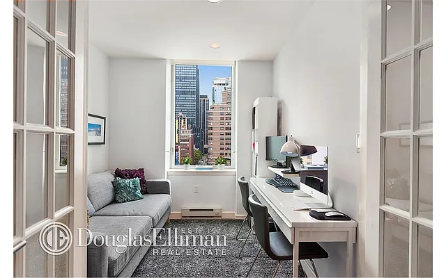 Sold by Douglas Elliman | media 21