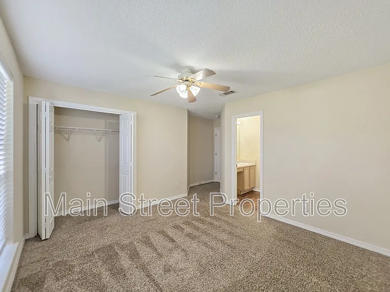 1057 Freeboard Blvd — Photo 15