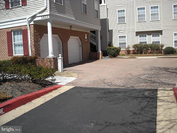 2nd image of 5834 Wyndham Cir Unit 102