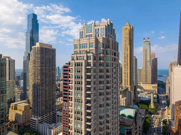 118 E Erie St Unit 28F, Chicago, IL 60611