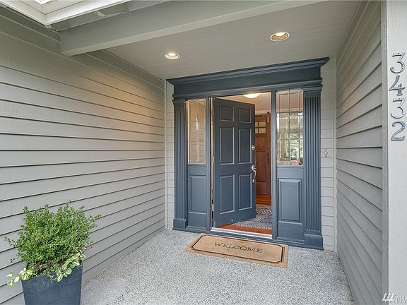 2nd image of 3432 206th Pl NE