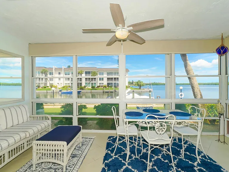 4320 Falmouth Dr #105 — Photo 4