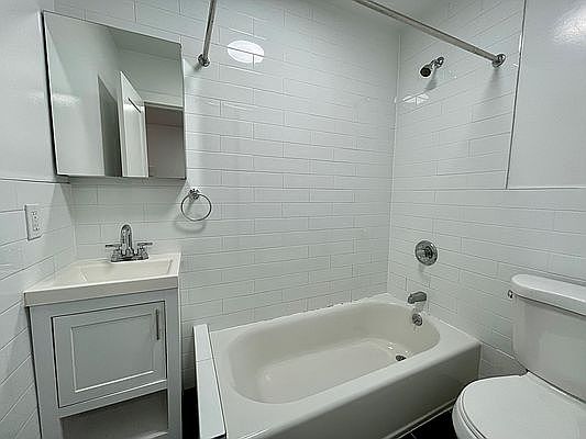 2nd image of 439 W 147th St #4B