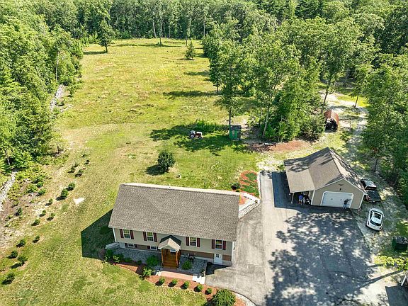 3rd image of 351 Ponemah Hill Road
