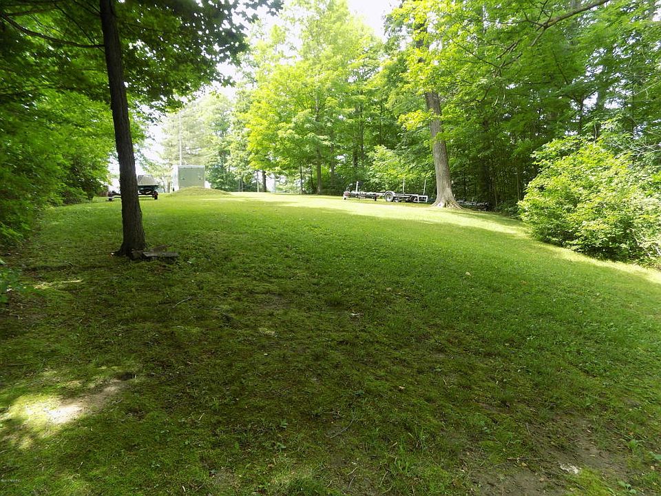 1st image of Beechwood Cir