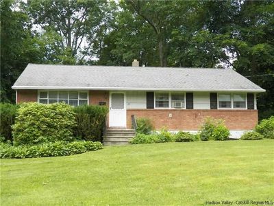 25 Floral Dr, Newburgh, NY, 12550