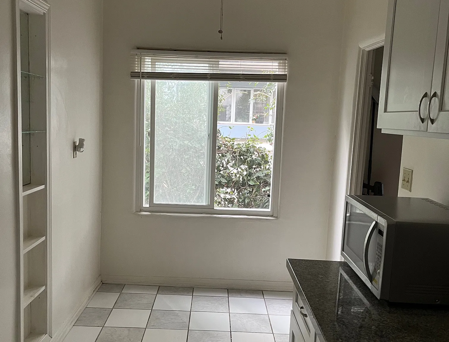 1 bed, 575 sqft, $2,350 — Photo 4
