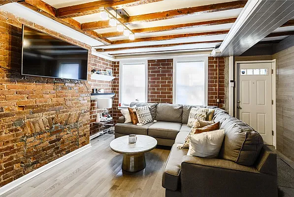 Rented by Corcoran | media 2