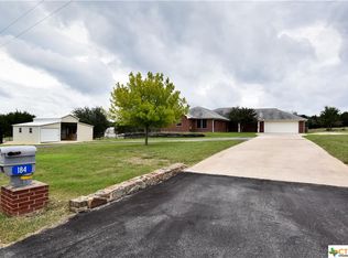 184 County Road 4127, Lampasas, TX 76550