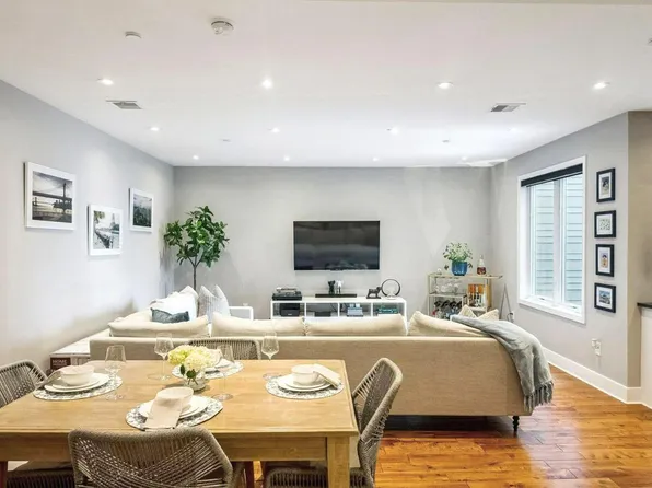 520 Kater St #D5, Philadelphia, PA 19147