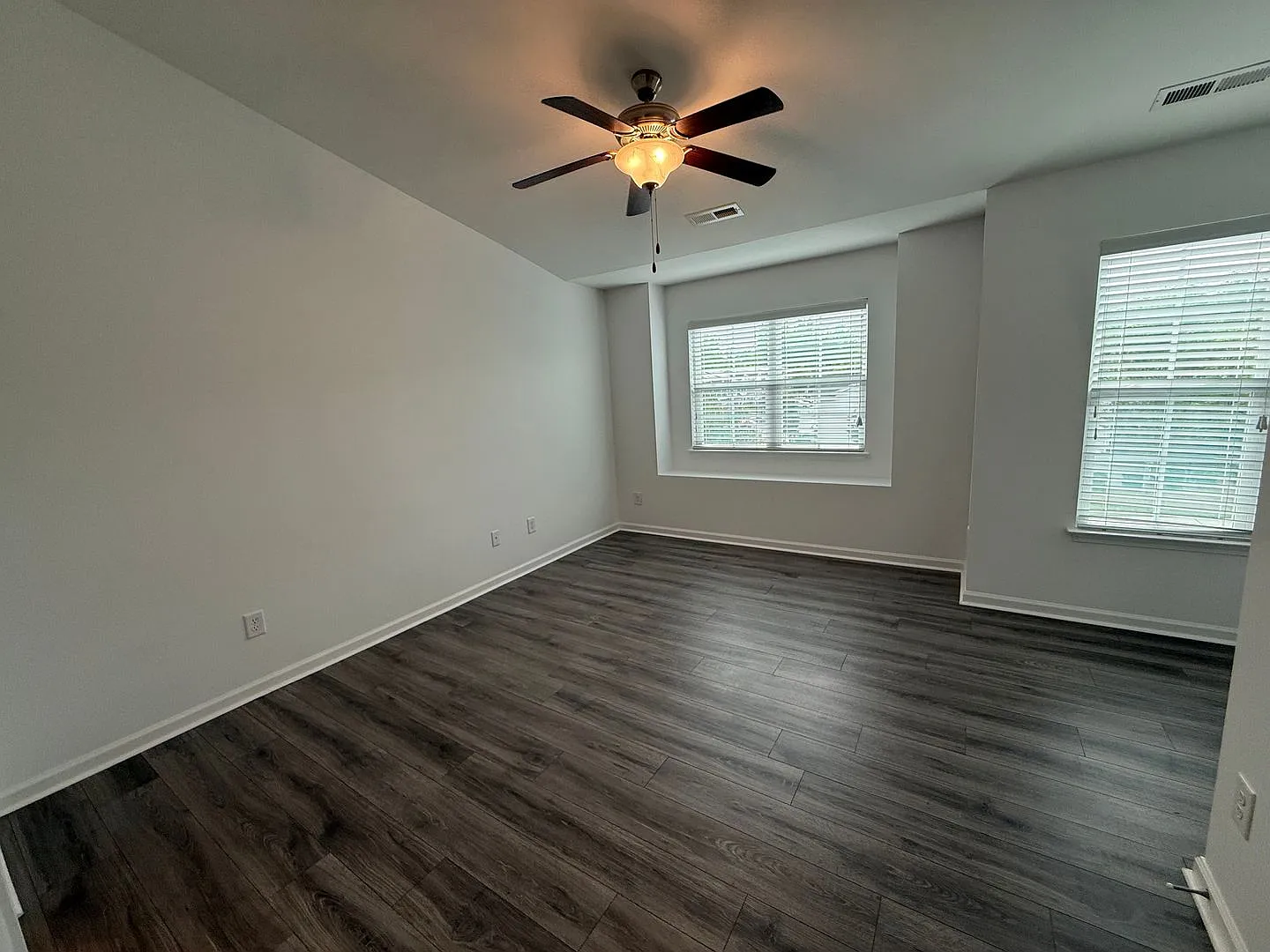 Townhouse for Rent In Wyngate — Photo 3