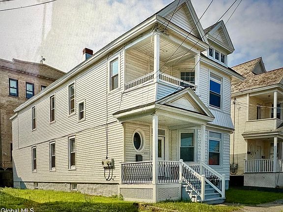 2nd image of 421 Summit Avenue