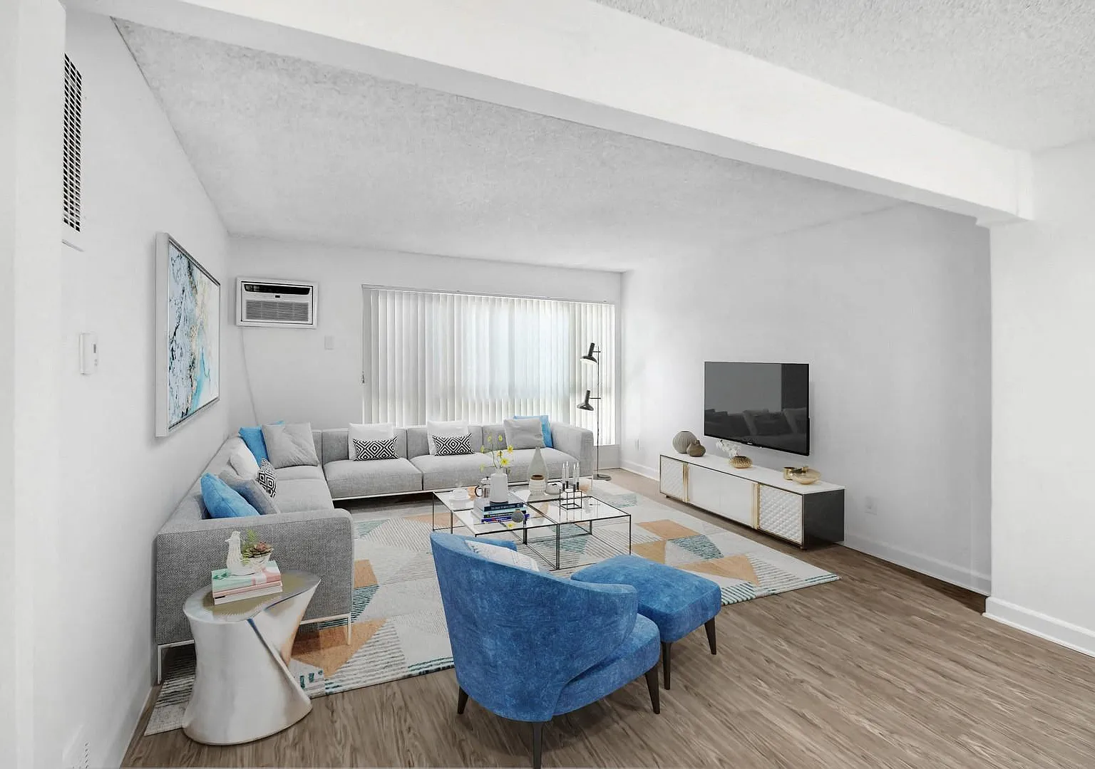 5830 Reseda Boulevard — Photo 3