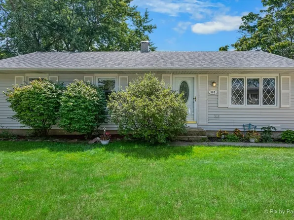 303 Mark Ave, Glendale Heights, IL 60139