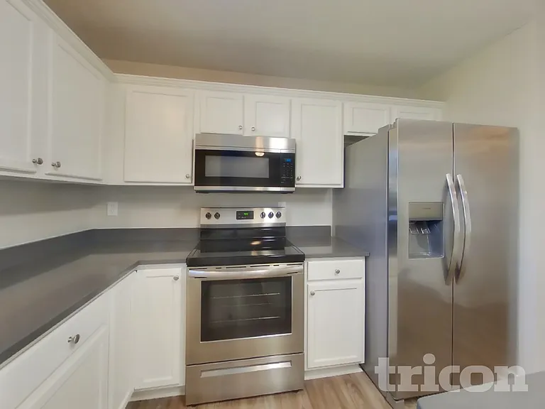 3912 Farlow Rd — Photo 7