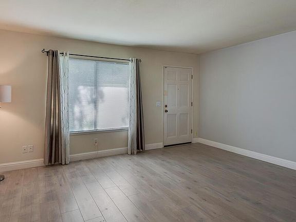 2nd image of 2773 Larkspur Ln