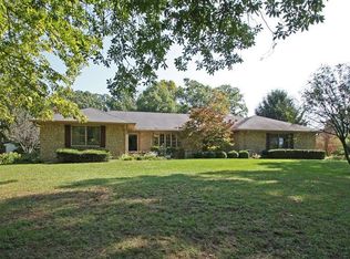 2941 Saddle Club Rd, Greenwood, IN 46143
