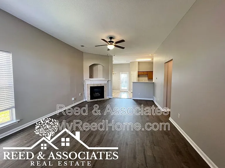 4824 Pine Forrest Dr — Photo 2