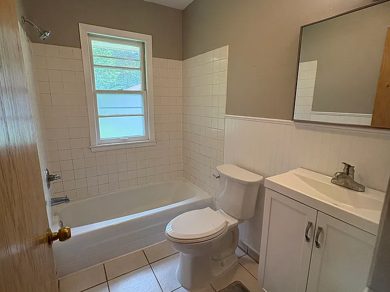 1590 Case Ave — Photo 7