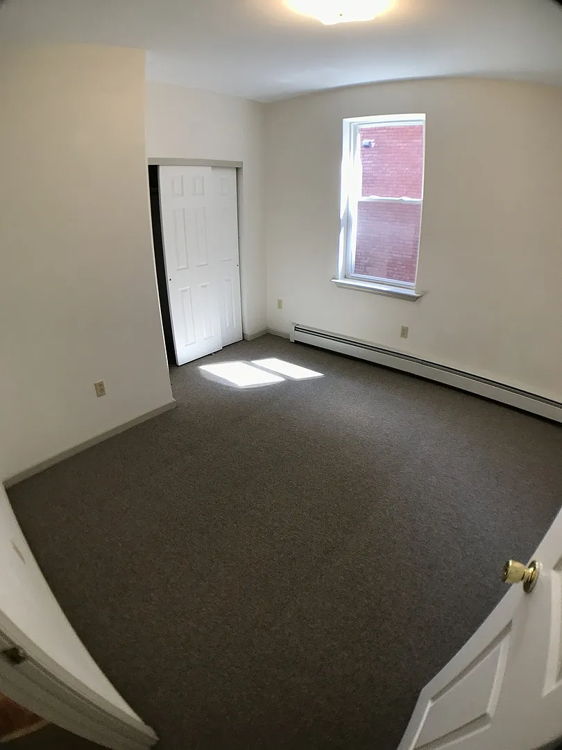686-688 Broad St / Jess Properties LLC — Photo 4
