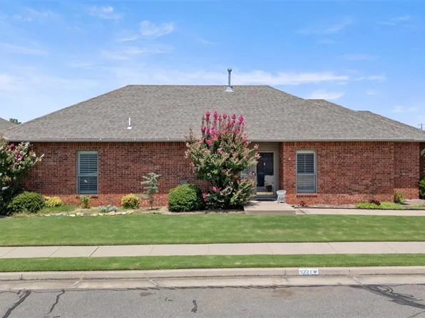 9221 Roadrunner Ave, Oklahoma City, OK 73139