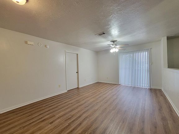 2nd image of 409 Summer Ct APT B