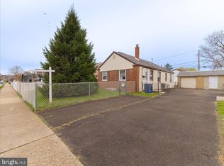 9214 Annapolis Rd, Philadelphia, PA 19114