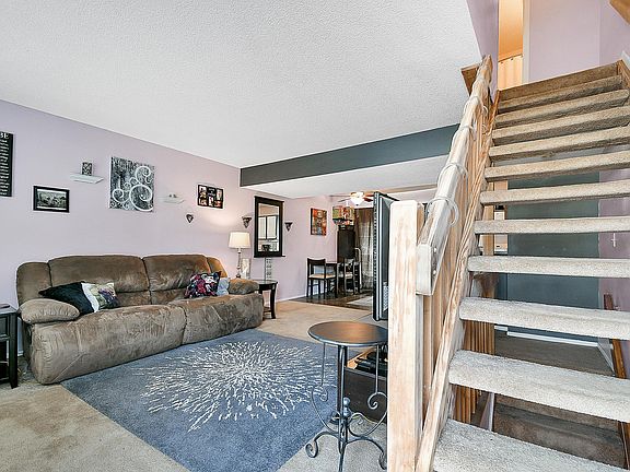 5th image of 4953 Stoneybrook Blvd