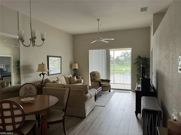2290 Carrington Ct #202 — Photo 3