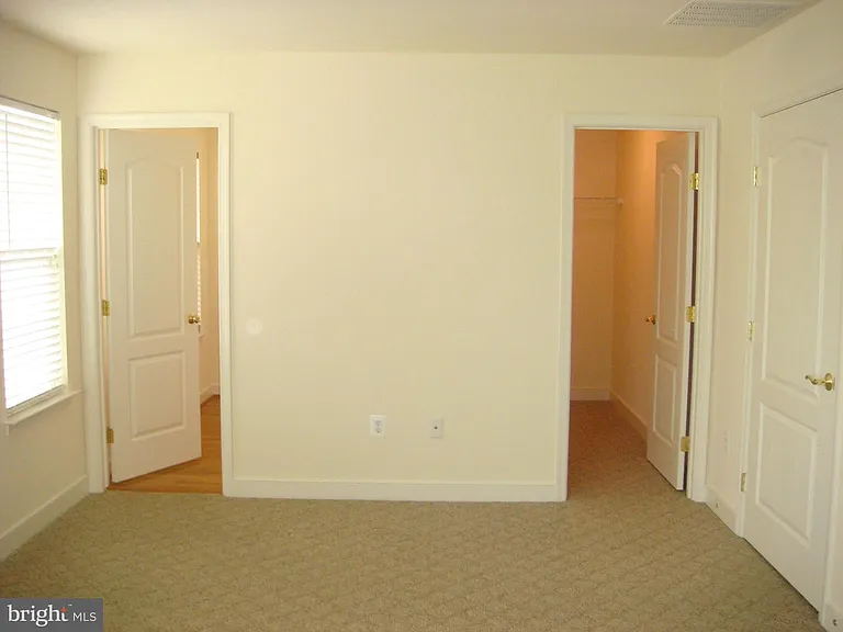 3858 Braveheart Dr — Photo 12