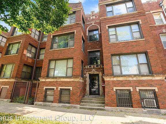 2nd image of 4852 S Michigan Ave Unit 2