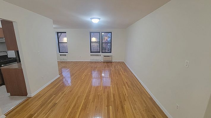 1st image of 87-01 Midland Pkwy #3BA