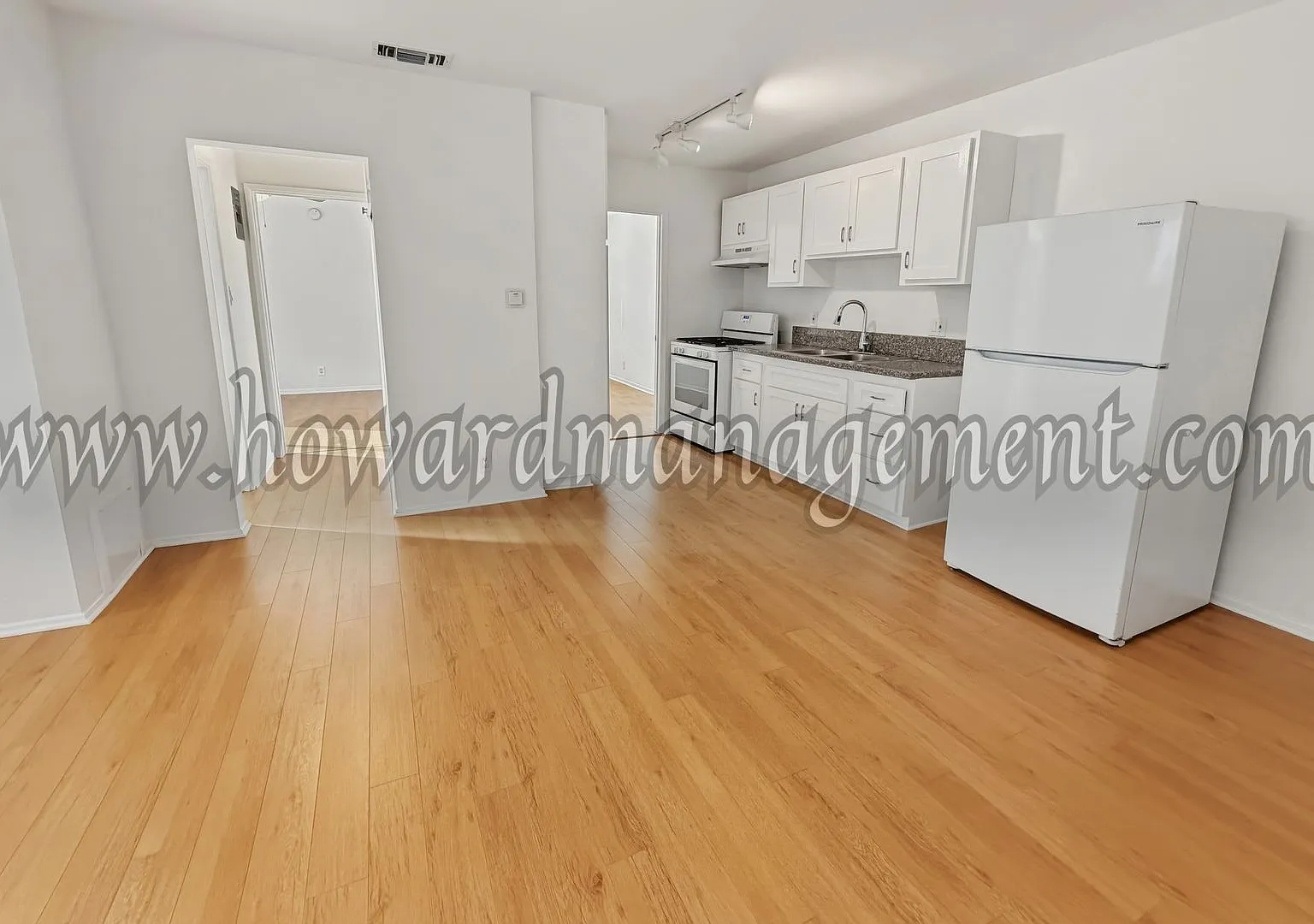 3717 Los Feliz — Photo 1
