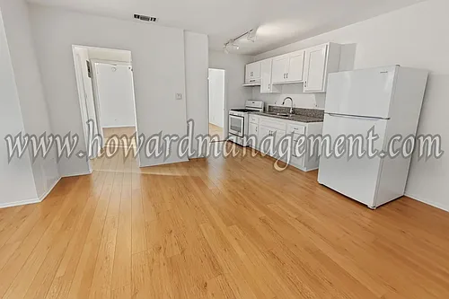 3717 Los Feliz Photo 1