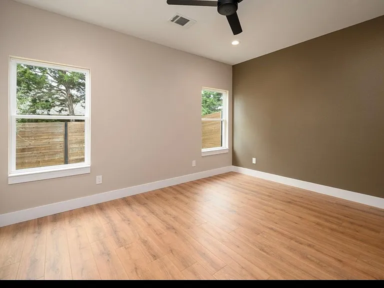 4808 Dry Creek Rd — Photo 15