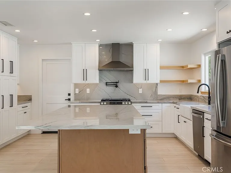 24122 Oro Grande Ln — Photo 5