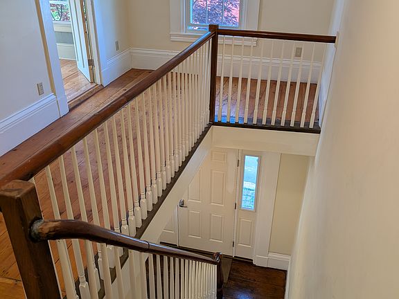 Stairway from 2nd floor