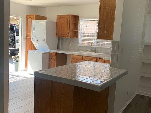 3rd image of 4241 Garden Homes Ave