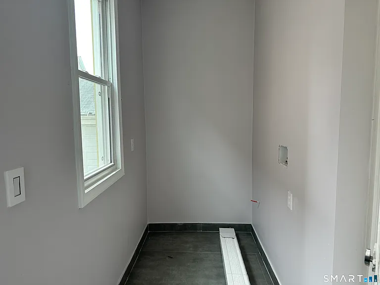 139 Whitney Ave #1 — Photo 9