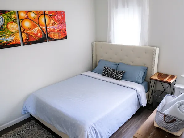 74-13 87th Avenue image 4 of 9