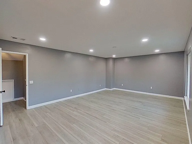 6661 Wrenfield Dr — Photo 15