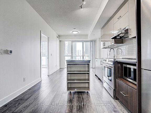 4th image of 188 Fairview Mall Dr #309