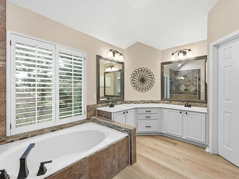 19311 Kristen Park Ct — Photo 16