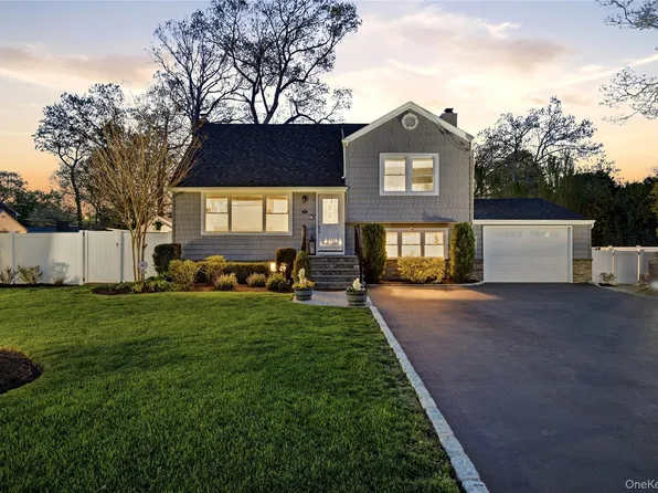 237 Woodlawn Avenue, Saint James, NY 11780