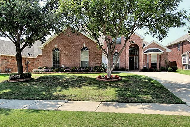 1st image of 2913 Cypress Leaf Ln