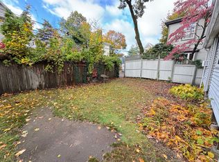 10 Prentiss St #1A, Cambridge, MA 02140