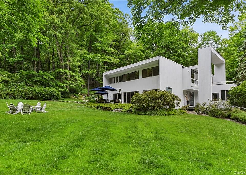 30 Winterbottom Ln, Pound Ridge, NY 10576 | Zillow